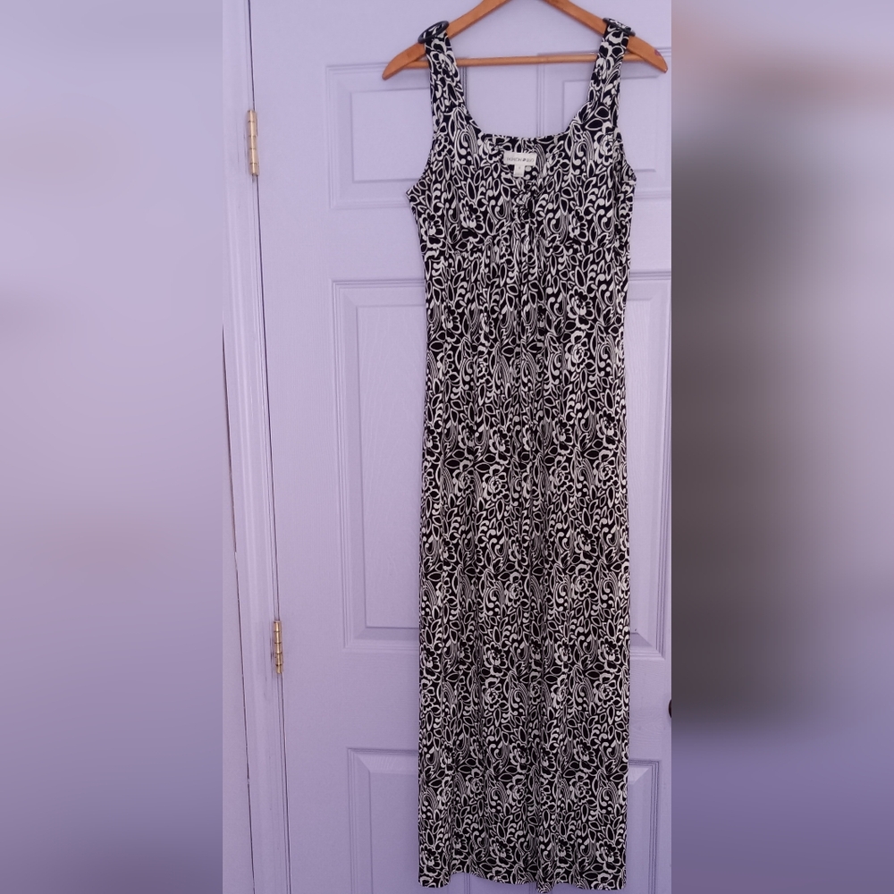 🔷️3-$15🔷️🖤HP! Fashion Bug | Sleeveless Black & White Maxi Dress Small